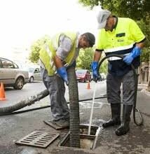 مسلك مجاري ضغط في الرياض